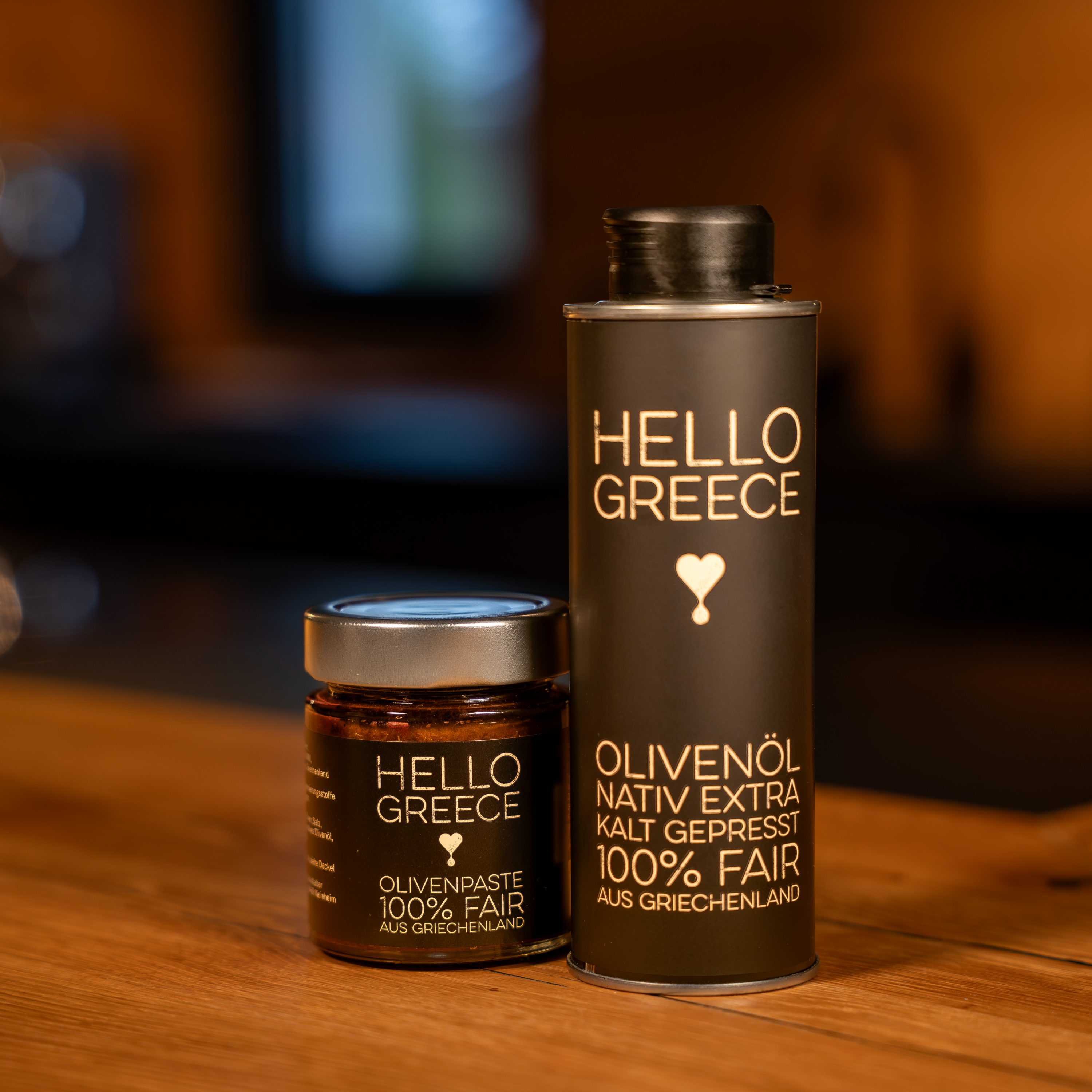 Hello Greece Geschenkbox: 0,25L Dose Olivenöl und Olivenpaste